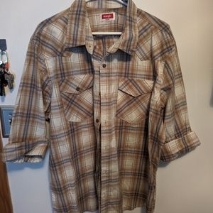Long sleeve flannel button up shirt